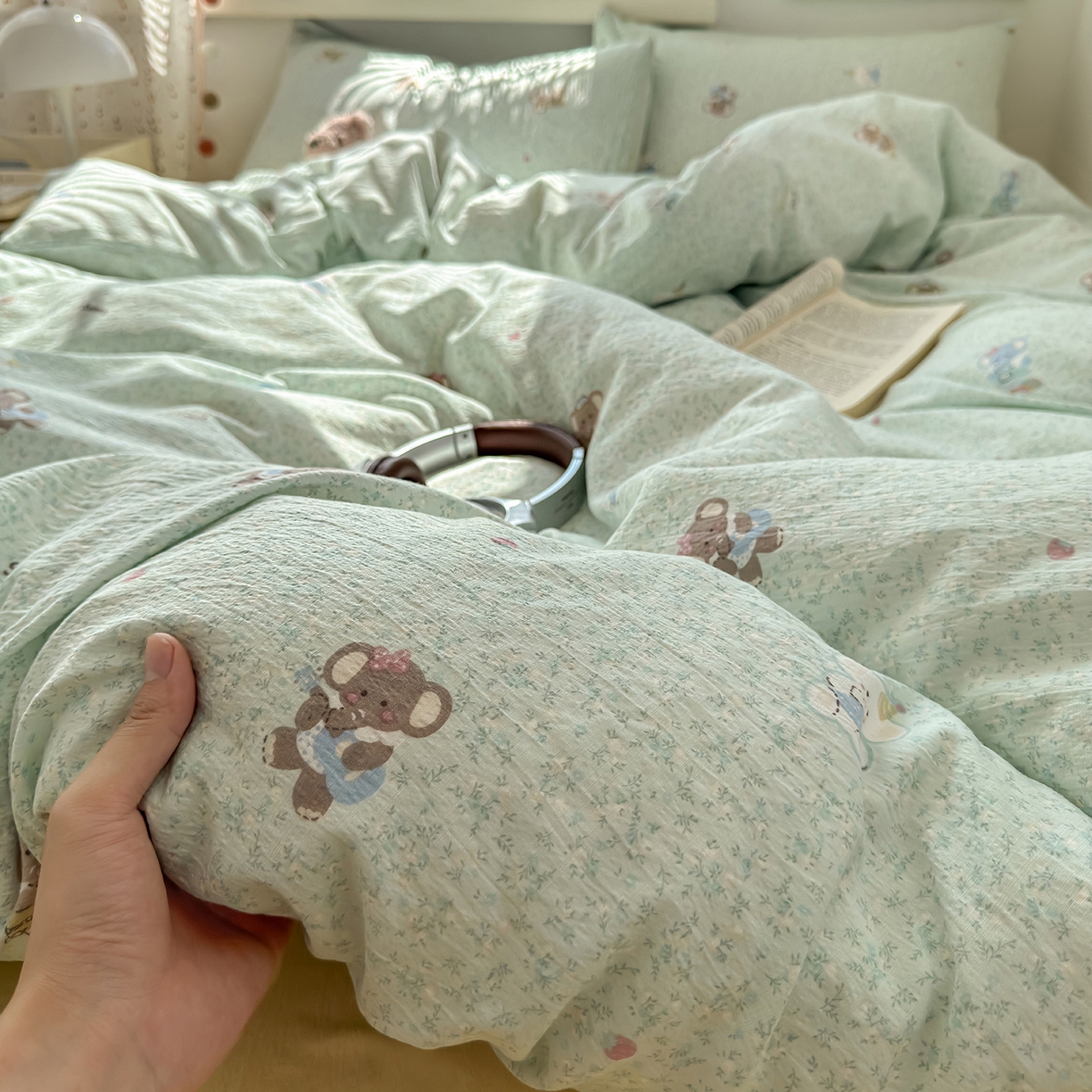 91家纺网 家纺一手货源 找家纺 沐芷 2025 A类木棉双层纱简约风床上四件套柔软手感宿舍三件套 幸运小象