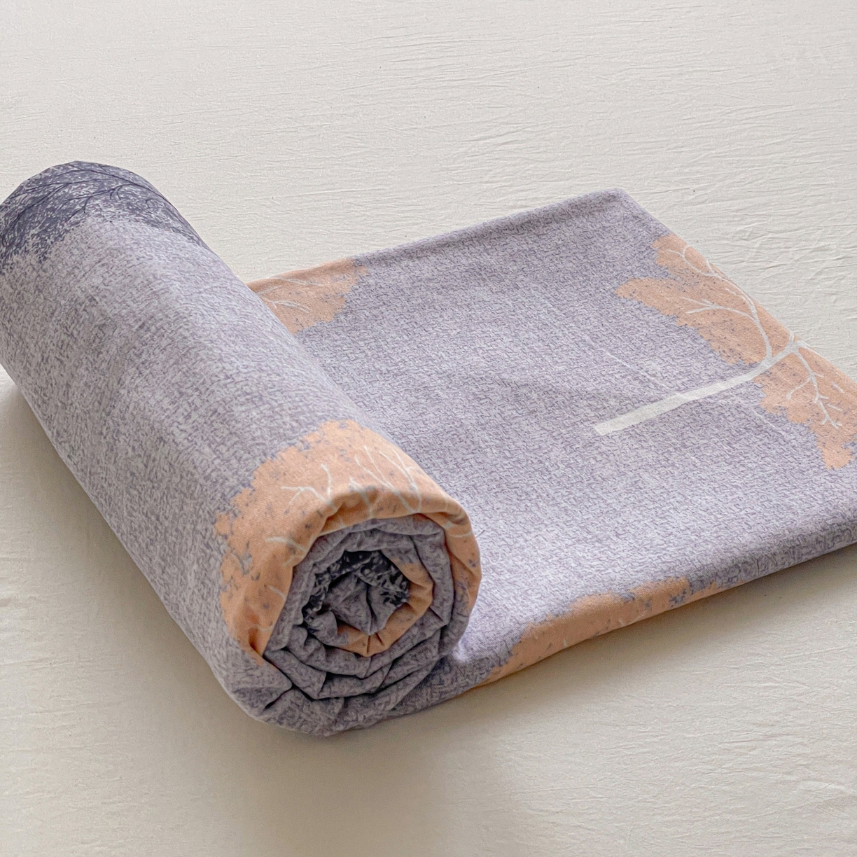 91家纺网 家纺一手货源 找家纺 纽缦家纺 2025新款全棉纯棉磨毛印花单床笠 床笠单件 秘境森林蓝