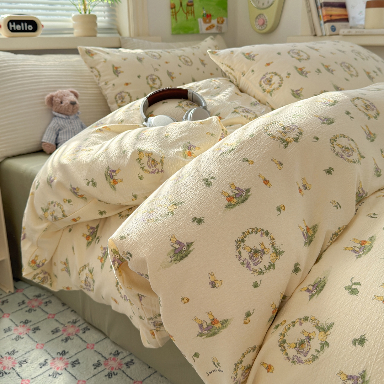 91家纺网 家纺一手货源 找家纺 沐芷 2025 A类木棉双层纱简约风床上四件套柔软手感宿舍三件套 月下小兔