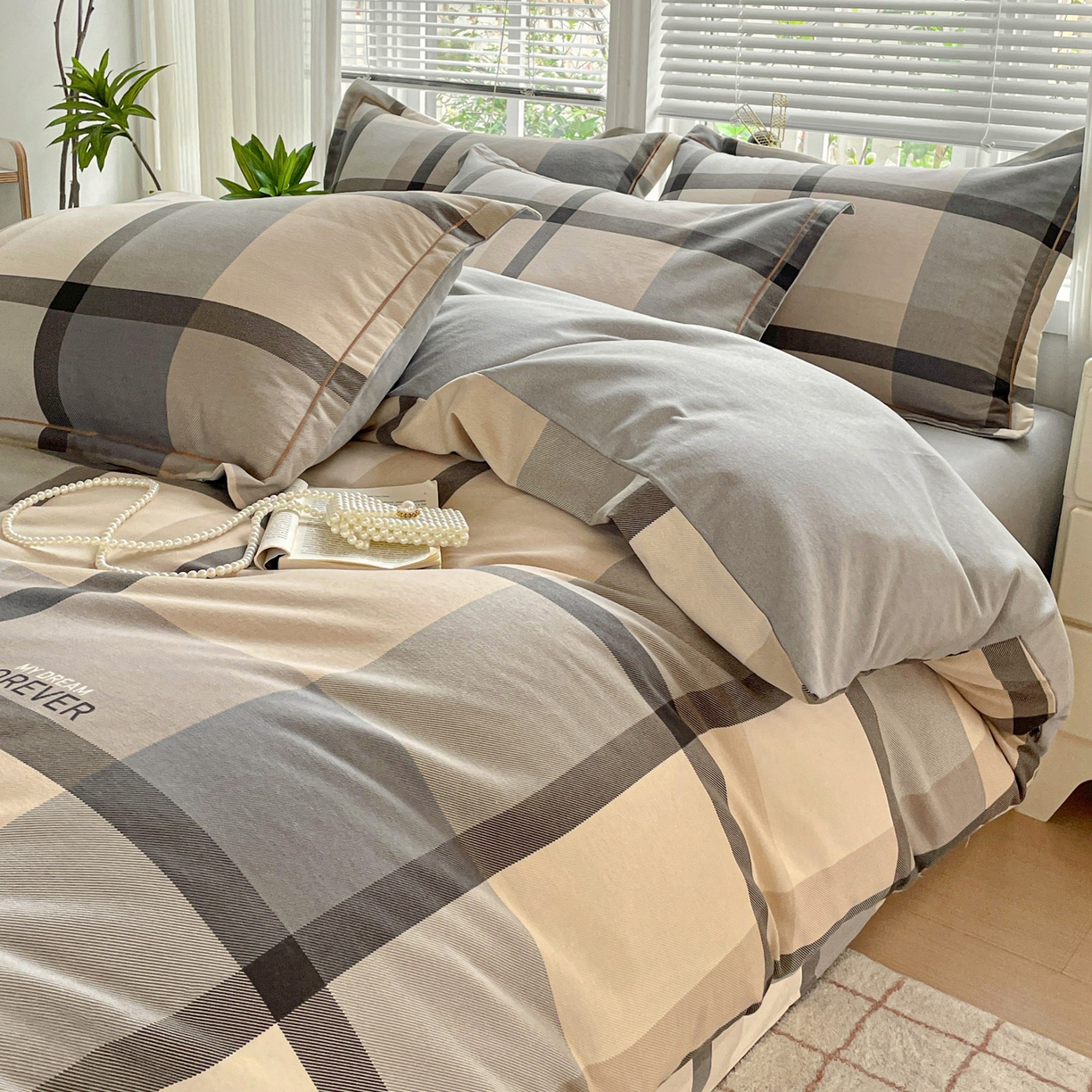 91家纺网 家纺一手货源 找家纺 纽缦家纺 2025新款全棉纯棉磨毛印花四件套 曼迪咖