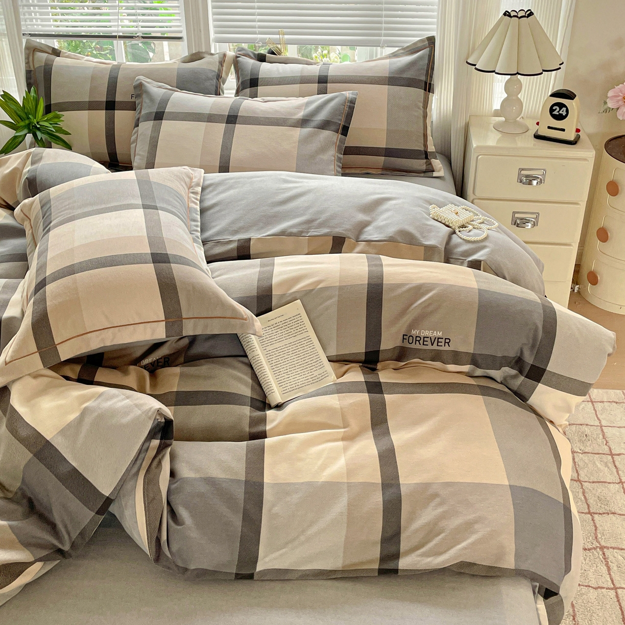 91家纺网 家纺一手货源 找家纺 纽缦家纺 2025新款全棉纯棉磨毛印花四件套 曼迪咖