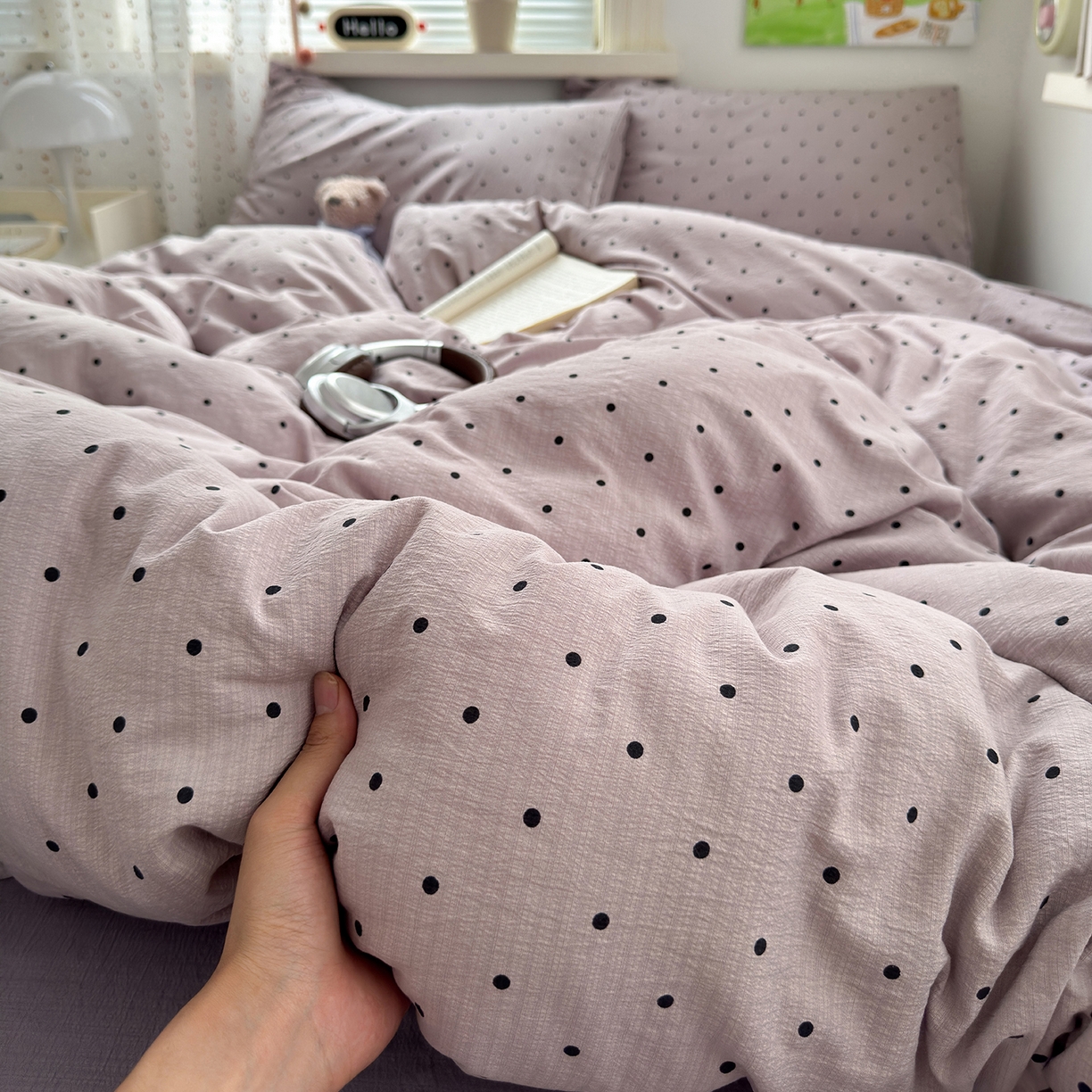 91家纺网 家纺一手货源 找家纺 沐芷 2025 A类木棉双层纱简约风床上四件套柔软手感宿舍三件套 紫波点