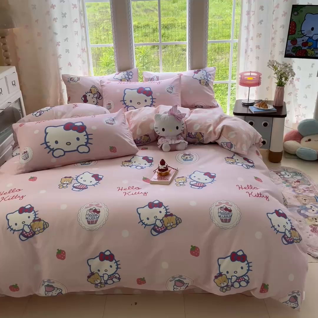 91家纺网 家纺一手货源 找家纺 金爱家2025新款三丽鸥正版授权卡通数码印花混搭纯棉印花系列四件套 棉三丽鸥-混搭kitty小熊粉