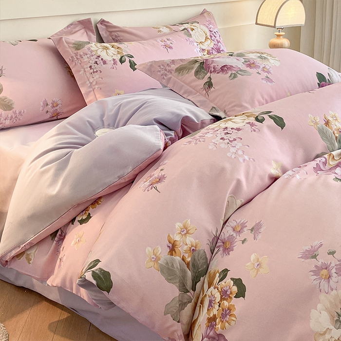 91家纺网 家纺一手货源 找家纺 格里芬家纺 2025全棉加厚磨毛数码印花四件套妮可-紫