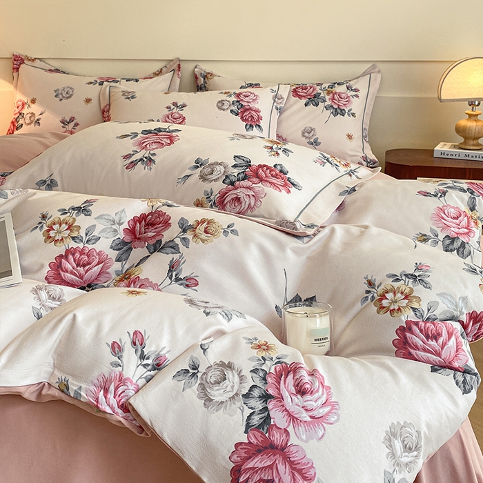 91家纺网 家纺一手货源 找家纺 格里芬家纺 2025全棉加厚磨毛数码印花四件套绮梦花间