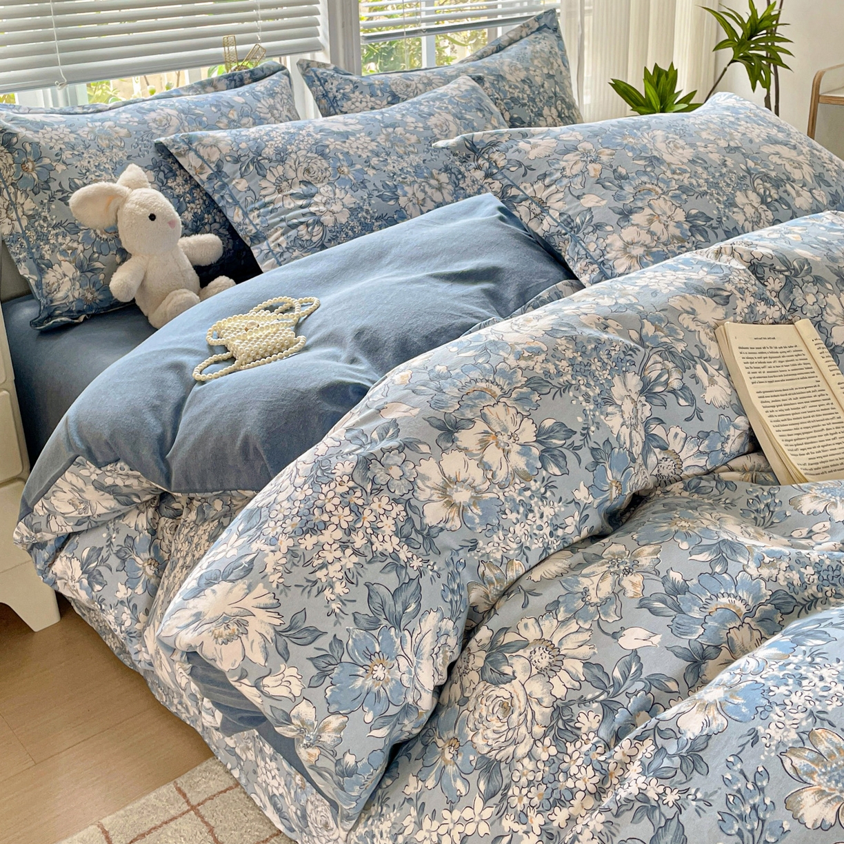 91家纺网 家纺一手货源 找家纺 纽缦家纺 2025新款全棉纯棉磨毛印花四件套 雅汐蓝