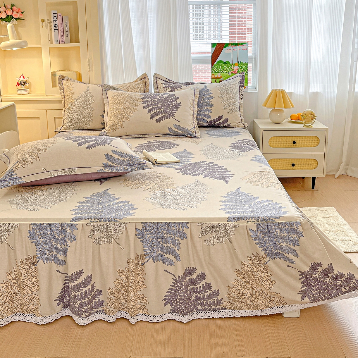 91家纺网 家纺一手货源 找家纺 纽缦家纺 2025新款全棉纯棉磨毛印花单品床裙 床裙单件 岸边蒲草灰