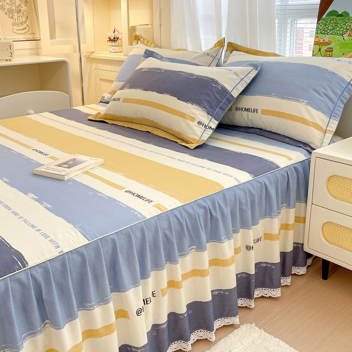 91家纺网 家纺一手货源 找家纺 纽缦家纺 2025新款全棉纯棉磨毛印花单品床裙 床裙单件 畅想蓝