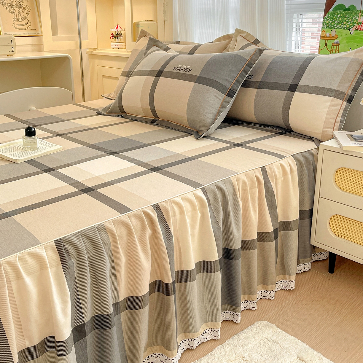 91家纺网 家纺一手货源 找家纺 纽缦家纺 2025新款全棉纯棉磨毛印花单品床裙 床裙单件 曼迪咖