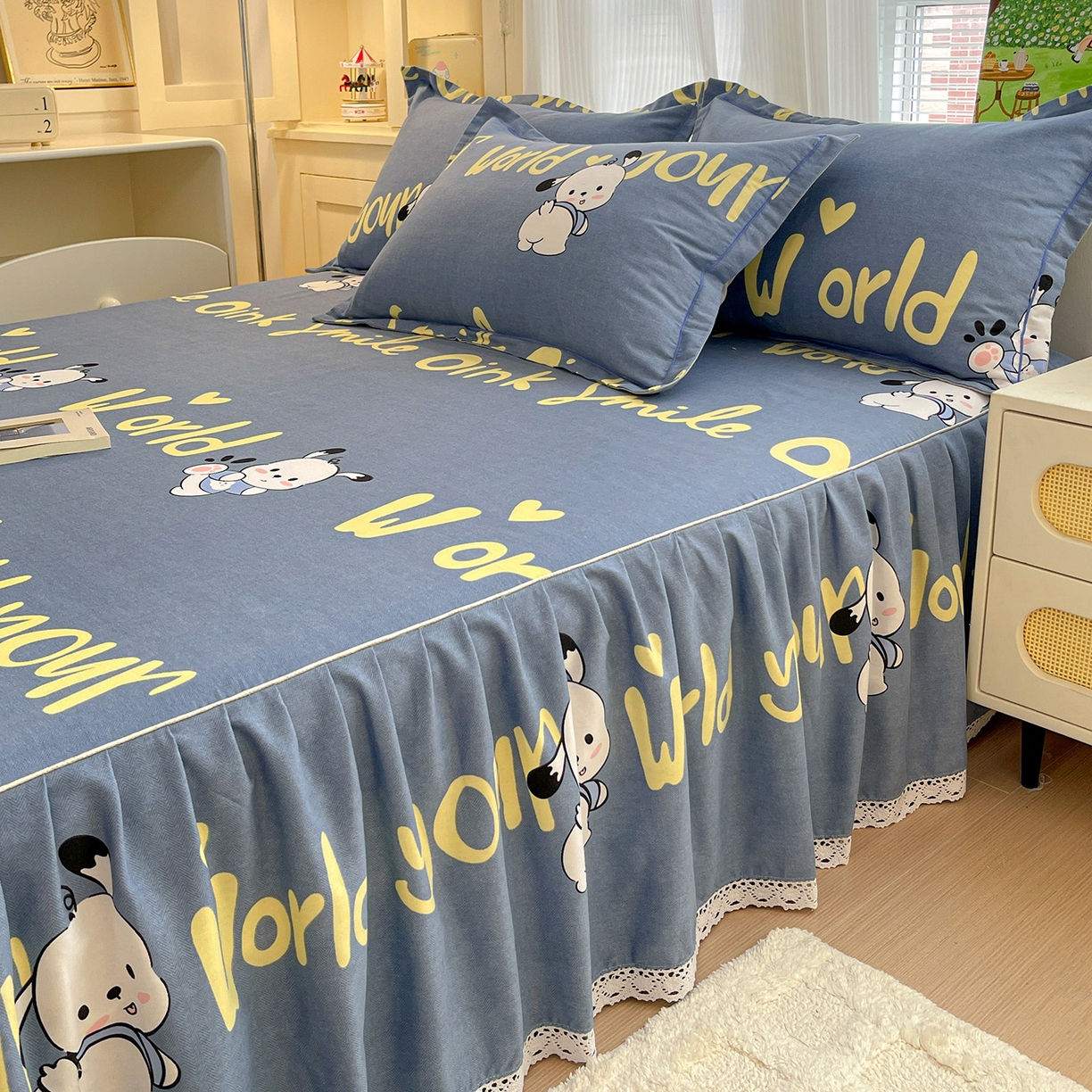 91家纺网 家纺一手货源 找家纺 纽缦家纺 2025新款全棉纯棉磨毛印花单品床裙 床裙单件 萌宠宝贝蓝