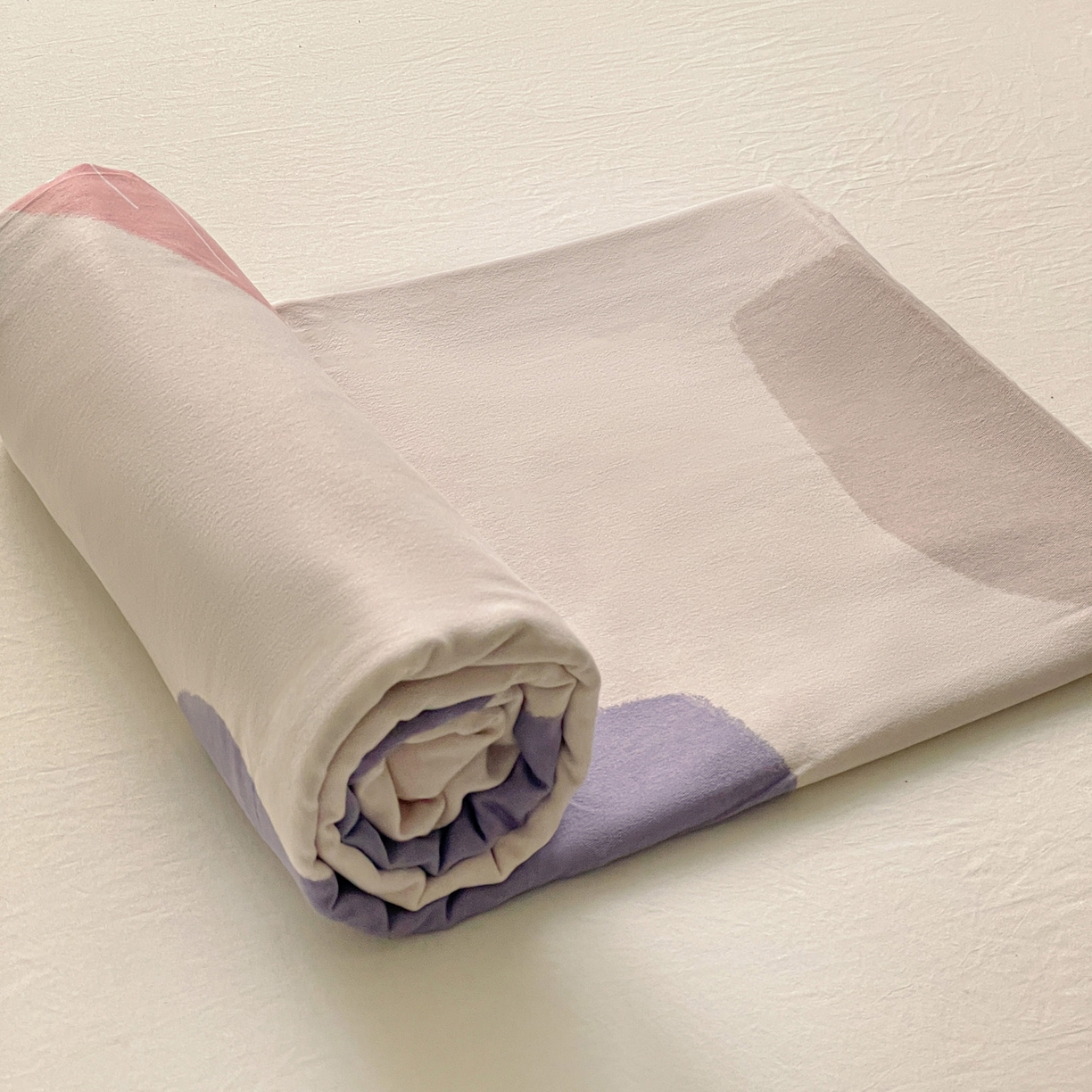 91家纺网 家纺一手货源 找家纺 纽缦家纺 2025新款全棉纯棉磨毛印花单床单 床单单件 浪漫心事粉