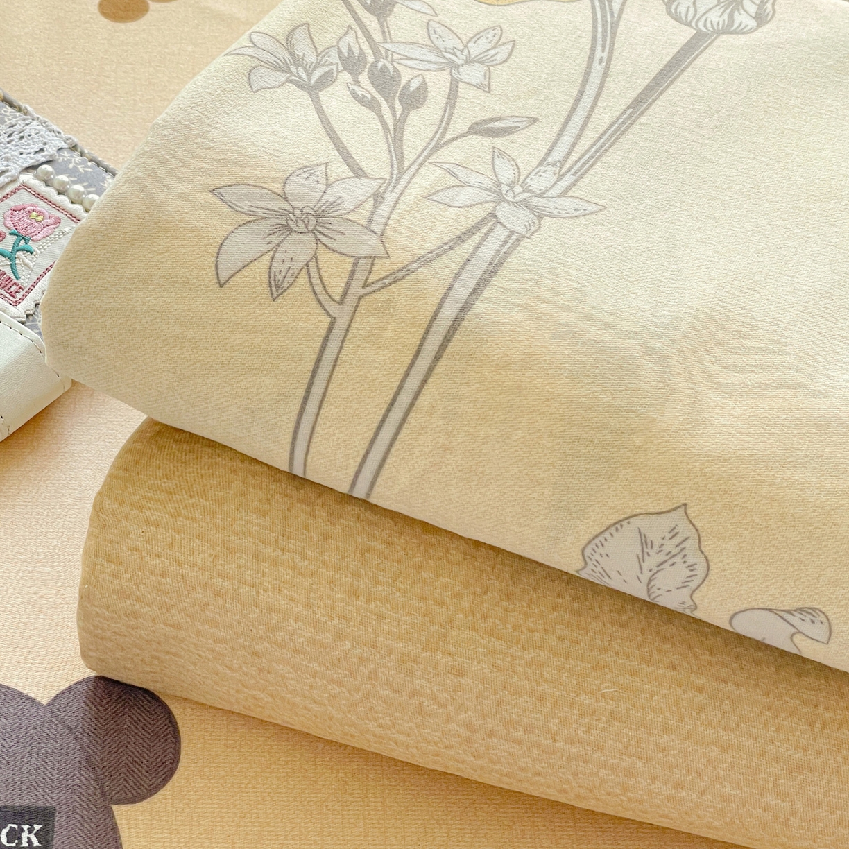 91家纺网 家纺一手货源 找家纺 纽缦家纺 2025新款全棉纯棉磨毛印花单床单 床单单件 组合图仅供展示