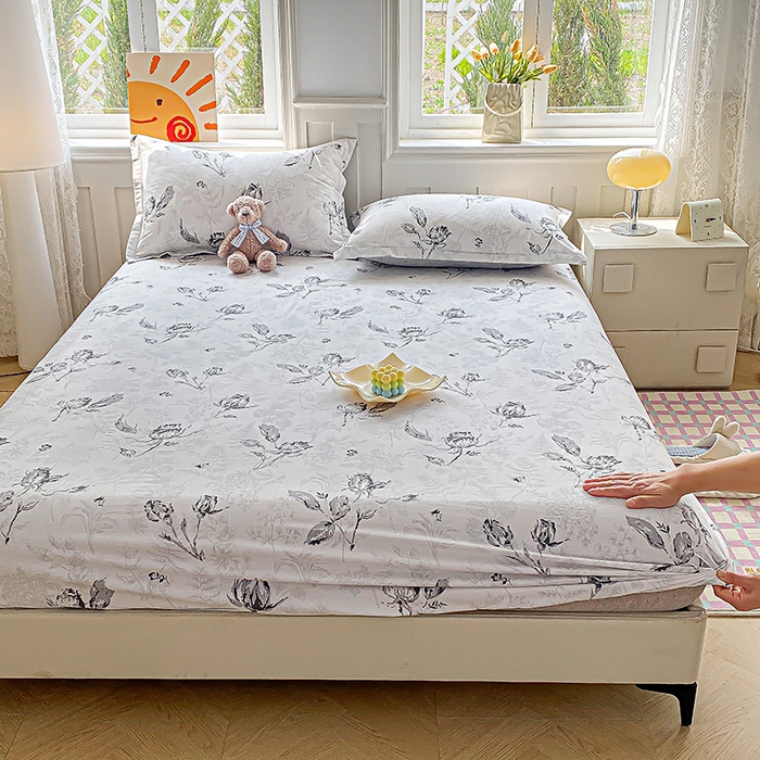 91家纺网 家纺一手货源 找家纺 禧安居 2025新款高支高密活性印染全棉印花床笠全棉床笠单床笠 玫瑰夜语