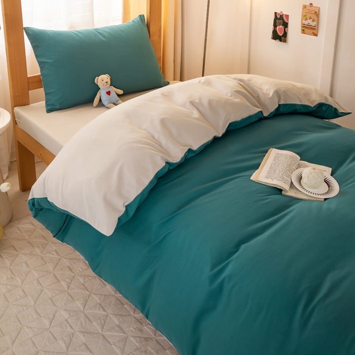 91家纺网 家纺一手货源 找家纺 芷凡家纺 2024新款水洗磨毛纯色双拼学生三件套四件套 时尚绿+杏色