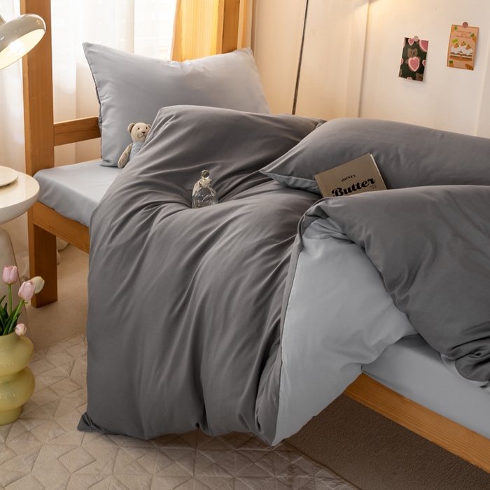 91家纺网 家纺一手货源 找家纺 芷凡家纺 2024新款水洗磨毛纯色双拼学生三件套四件套 中灰+银灰