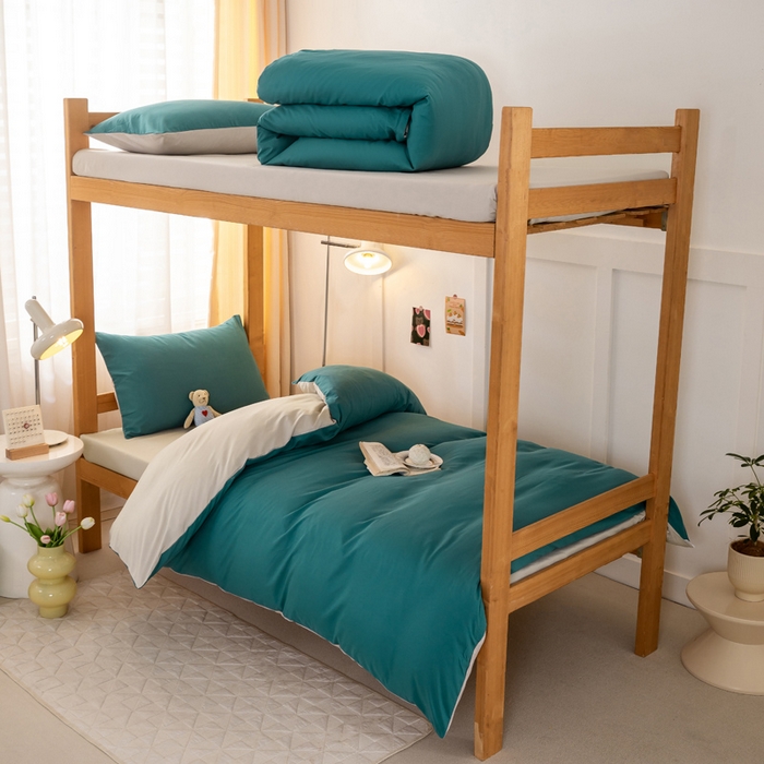 91家纺网 家纺一手货源 找家纺 芷凡家纺 2024新款水洗磨毛纯色双拼学生三件套四件套 时尚绿+杏色