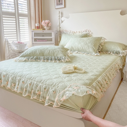 91家纺网 家纺一手货源 找家纺 麒豆豆 2025新款全棉蕾丝边床裙款床笠-晨暮花间 晨暮花间-麦绿