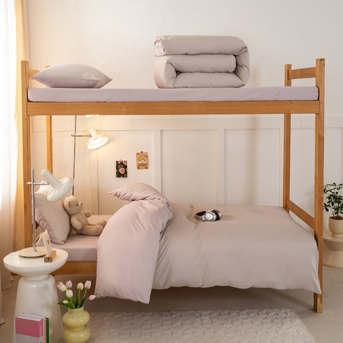 91家纺网 家纺一手货源 找家纺 芷凡家纺 2024新款水洗磨毛纯色双拼学生三件套四件套 杏色+玫瑰金