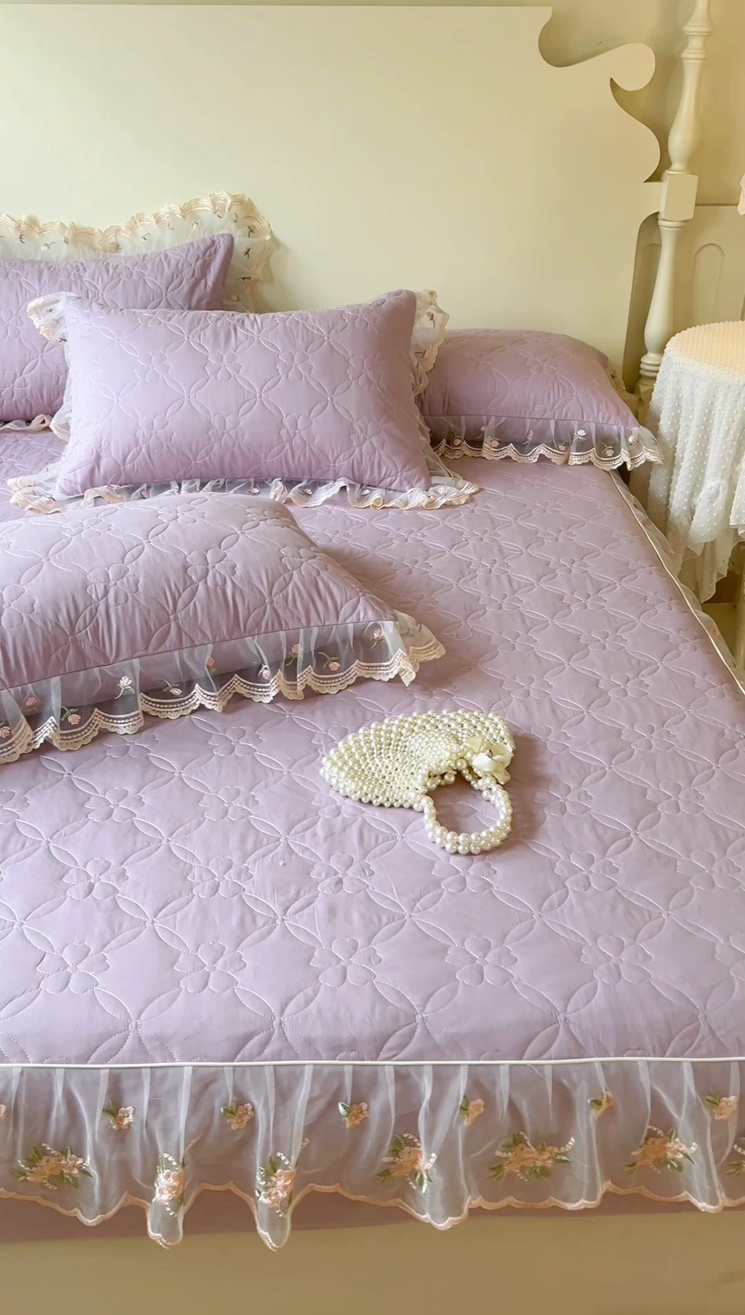 91家纺网 家纺一手货源 找家纺 麒豆豆 2025新款全棉蕾丝边床裙款床笠-晨暮花间 晨暮花间-浅紫