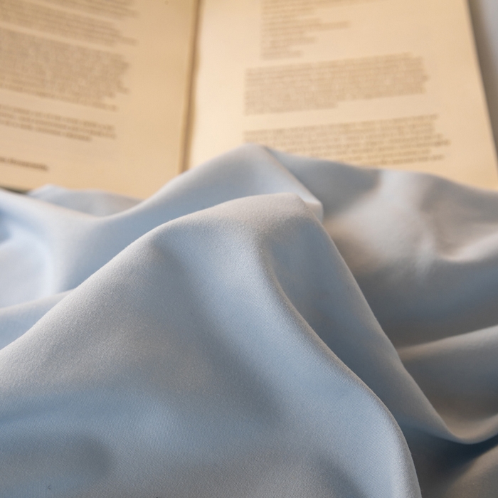 91家纺网 家纺一手货源 找家纺 芷凡家纺 2024新款水洗磨毛纯色双拼学生三件套四件套 天蓝+海蓝