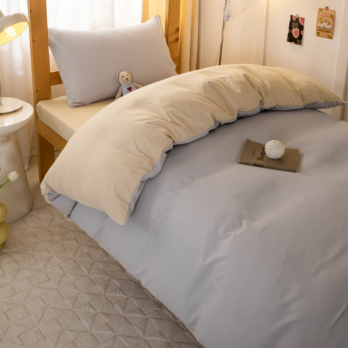 91家纺网 家纺一手货源 找家纺 芷凡家纺 2024新款水洗磨毛纯色双拼学生三件套四件套 卡其+奶茶