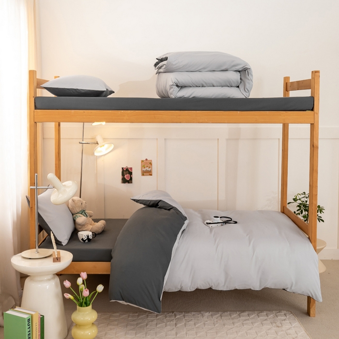 91家纺网 家纺一手货源 找家纺 芷凡家纺 2024新款水洗磨毛纯色双拼学生三件套四件套 灰白+中灰