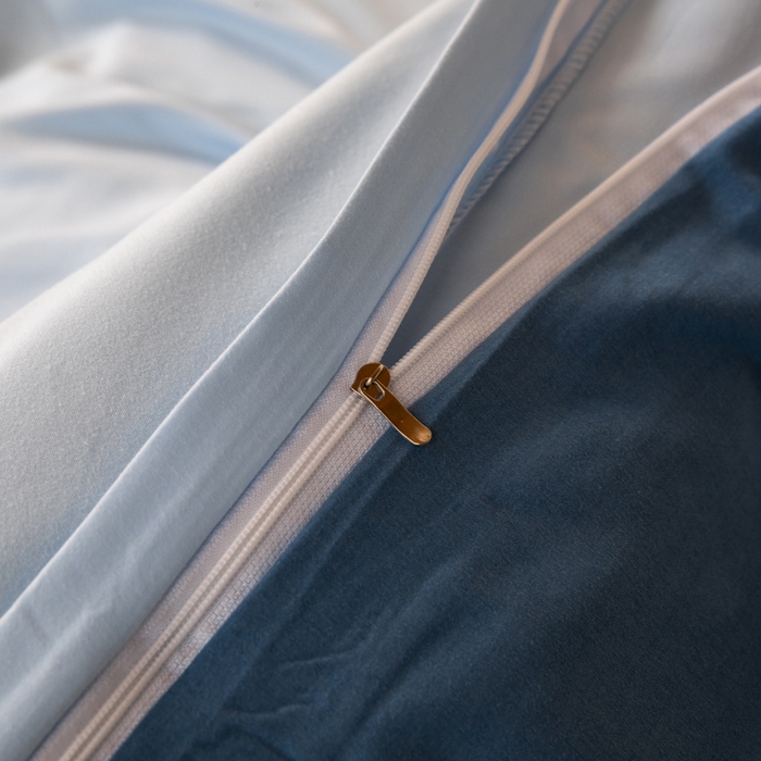 91家纺网 家纺一手货源 找家纺 芷凡家纺 2024新款水洗磨毛纯色双拼学生三件套四件套 天蓝+海蓝