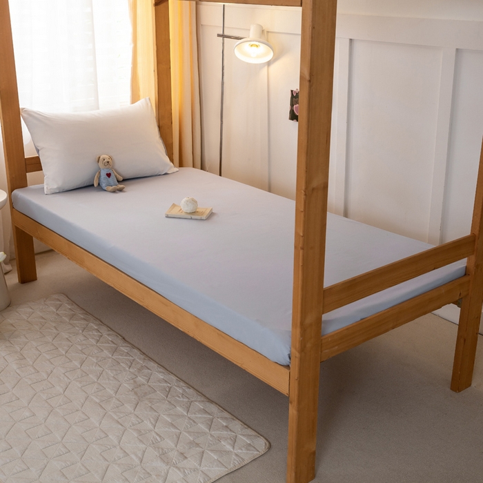 91家纺网 家纺一手货源 找家纺 芷凡家纺 2024新款水洗磨毛纯色双拼学生三件套四件套 普白+银灰