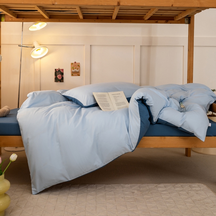 91家纺网 家纺一手货源 找家纺 芷凡家纺 2024新款水洗磨毛纯色双拼学生三件套四件套 天蓝+海蓝