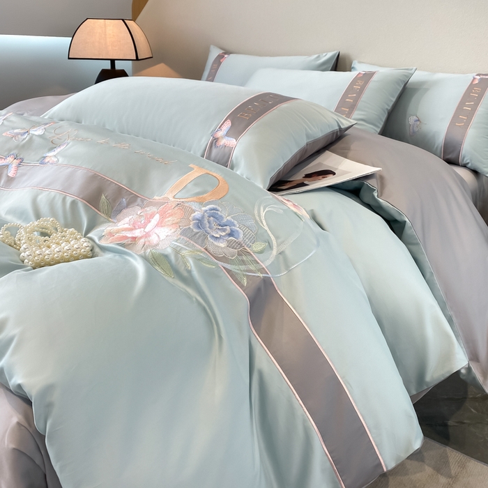 91家纺网 家纺一手货源 找家纺 桃园 2025新款纯棉全棉长绒棉刺绣绣花四件套-蝶恋花 （高端礼盒） 蝶恋花-飘蓝