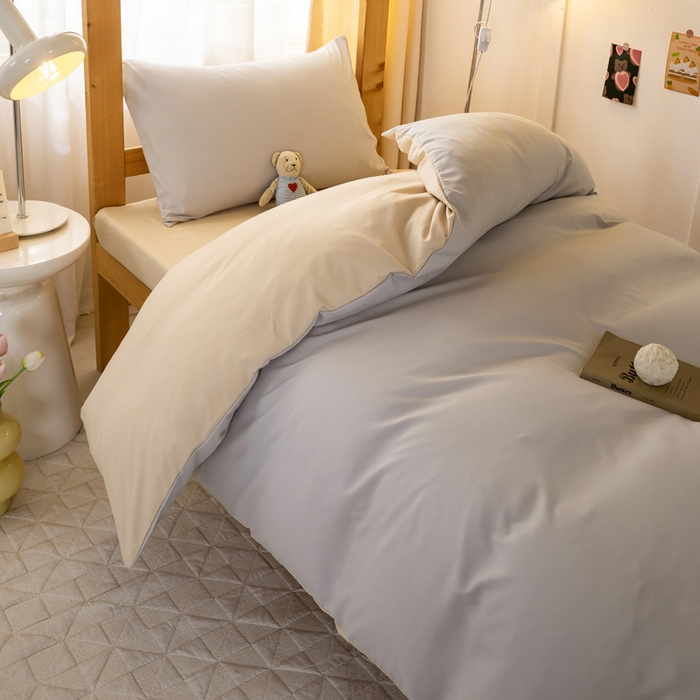 91家纺网 家纺一手货源 找家纺 芷凡家纺 2024新款水洗磨毛纯色双拼学生三件套四件套 卡其+奶茶