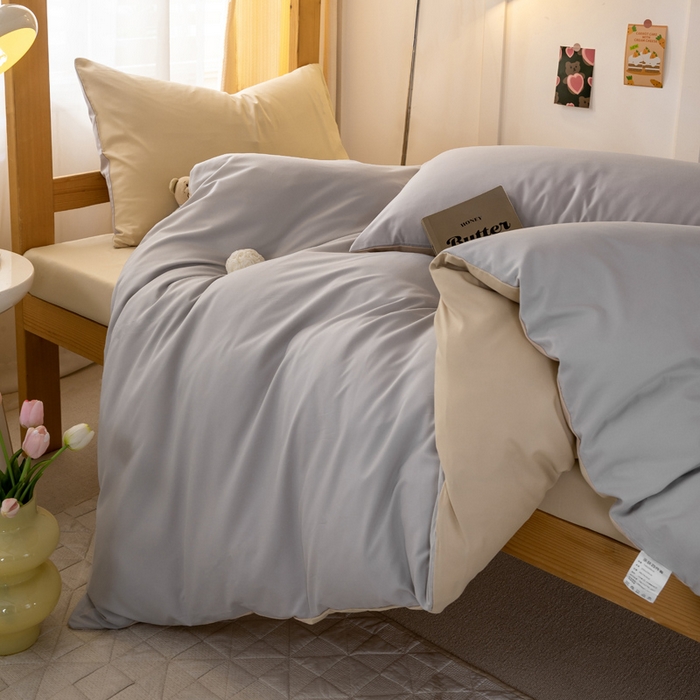 91家纺网 家纺一手货源 找家纺 芷凡家纺 2024新款水洗磨毛纯色双拼学生三件套四件套 卡其+奶茶