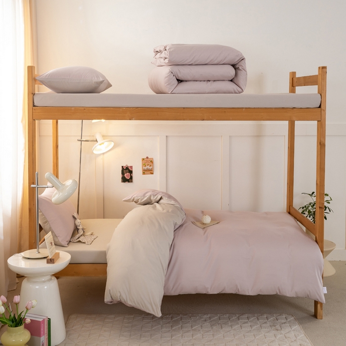 91家纺网 家纺一手货源 找家纺 芷凡家纺 2024新款水洗磨毛纯色双拼学生三件套四件套 玫瑰金+杏色