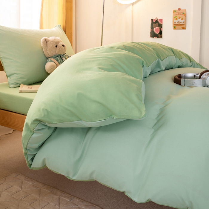 91家纺网 家纺一手货源 找家纺 芷凡家纺 2024新款水洗磨毛纯色双拼学生三件套四件套 浅绿+草绿