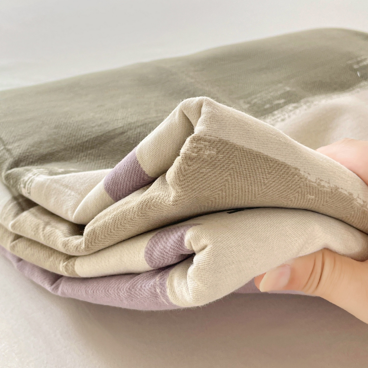 91家纺网 家纺一手货源 找家纺 纽缦家纺 2025新款全棉纯棉磨毛印花单品枕套 枕套单件 畅想灰