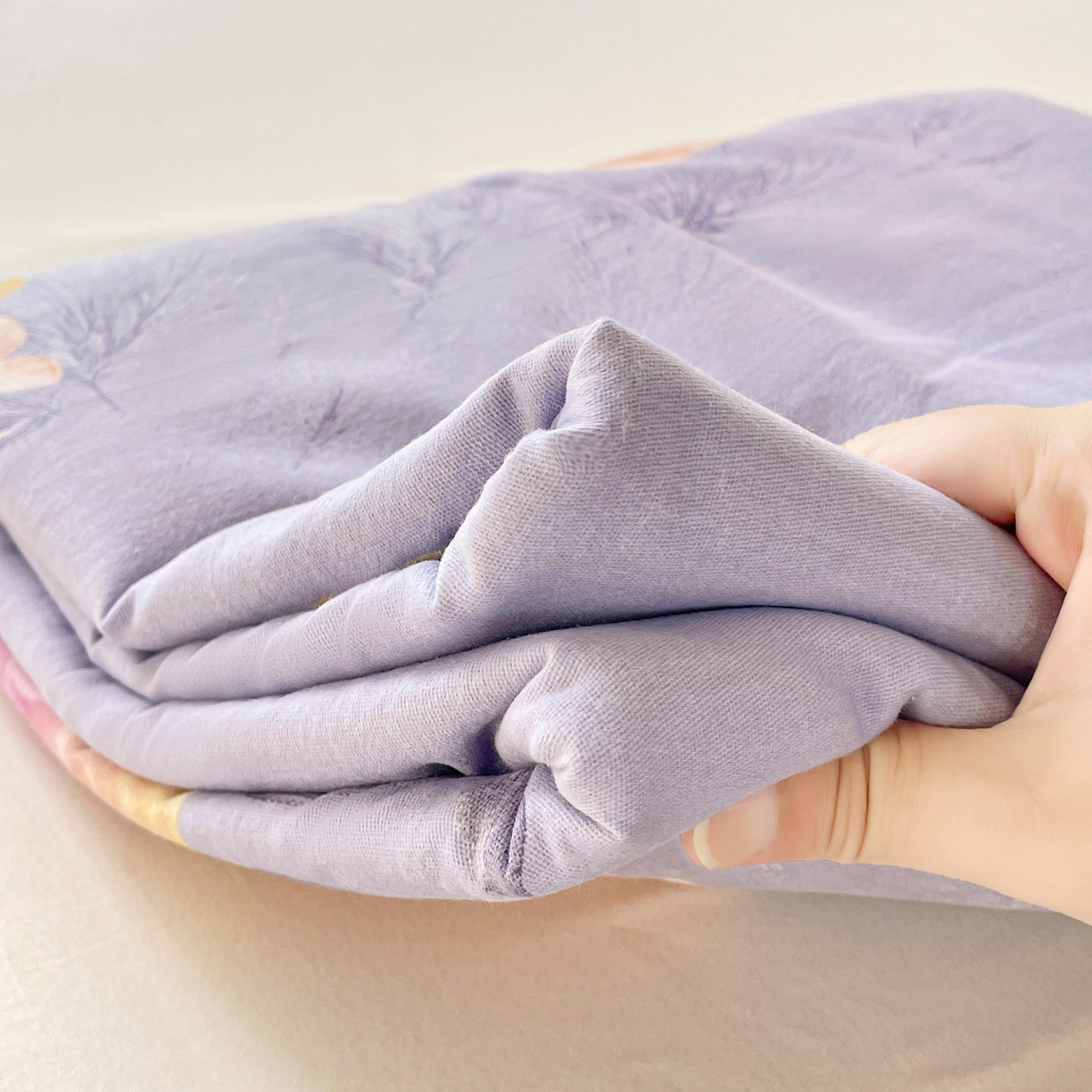 91家纺网 家纺一手货源 找家纺 纽缦家纺 2025新款全棉纯棉磨毛印花单品枕套 枕套单件 吉娜风情蓝