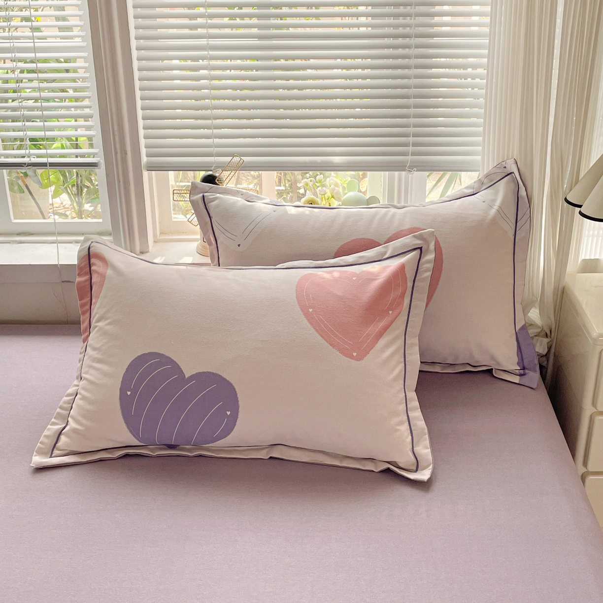 91家纺网 家纺一手货源 找家纺 纽缦家纺 2025新款全棉纯棉磨毛印花单品枕套 枕套单件 浪漫心事粉