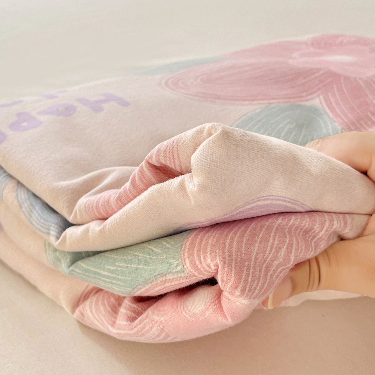 91家纺网 家纺一手货源 找家纺 纽缦家纺 2025新款全棉纯棉磨毛印花单品枕套 枕套单件 洛城时光