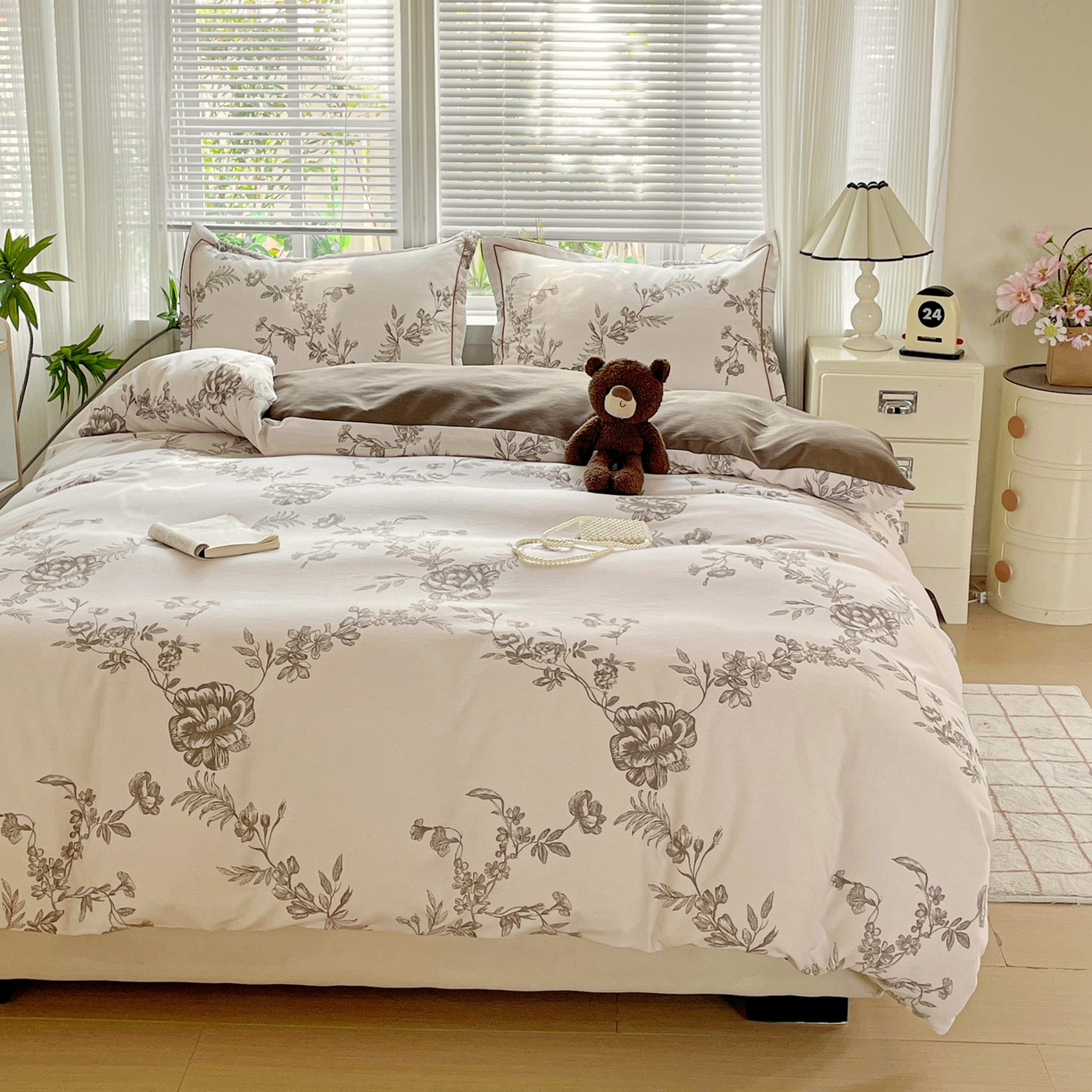 91家纺网 家纺一手货源 找家纺 纽缦家纺 2025新款全棉纯棉磨毛印花单被套 被套单件 复古花意灰