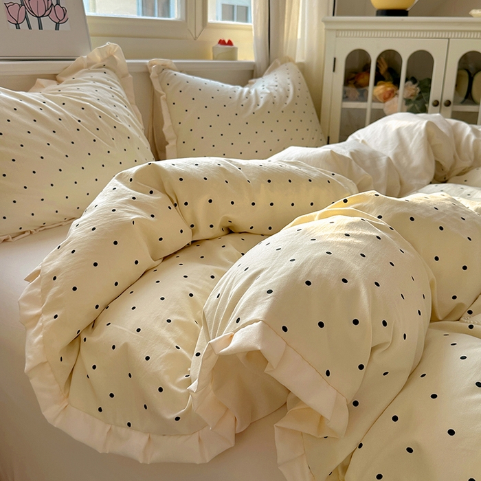 91家纺网 家纺一手货源 找家纺 冕悠家纺 2025新款少女心加厚超柔皱皱小花边水洗棉四件套（加微信提供买家秀 ） 公主-米点