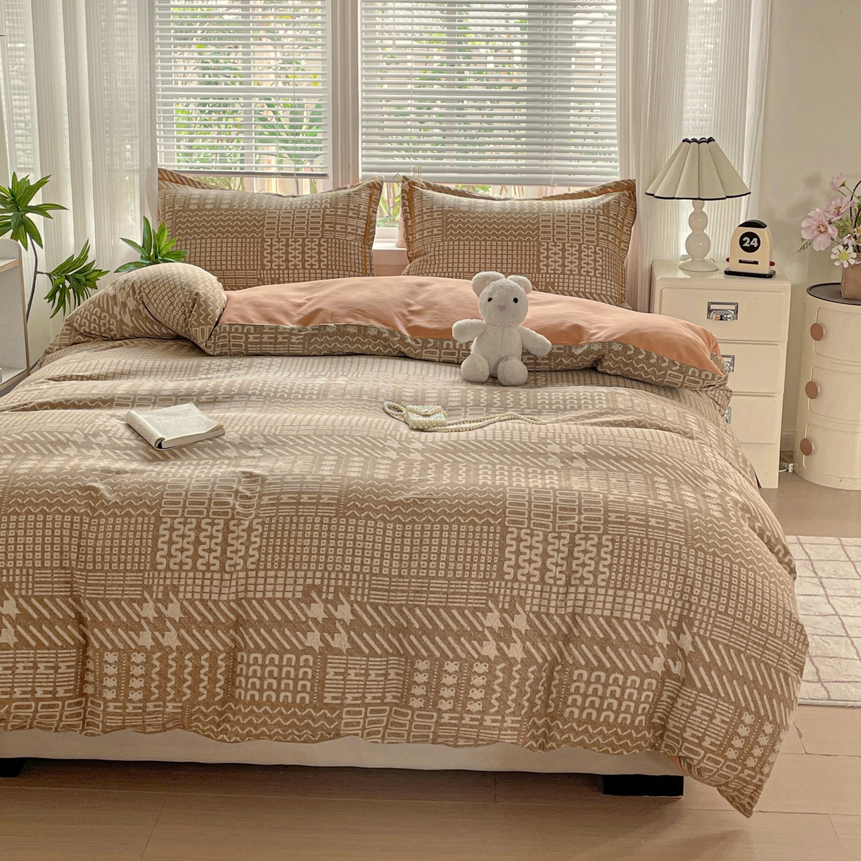 91家纺网 家纺一手货源 找家纺 纽缦家纺 2025新款全棉纯棉磨毛印花单被套 被套单件 罗卡尼亚咖