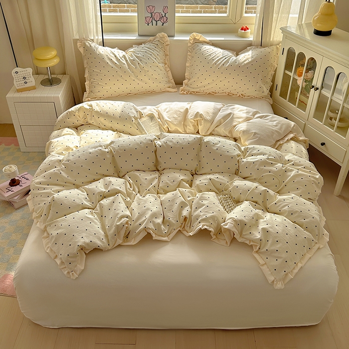 91家纺网 家纺一手货源 找家纺 冕悠家纺 2025新款少女心加厚超柔皱皱小花边水洗棉四件套（加微信提供买家秀 ） 公主-米点