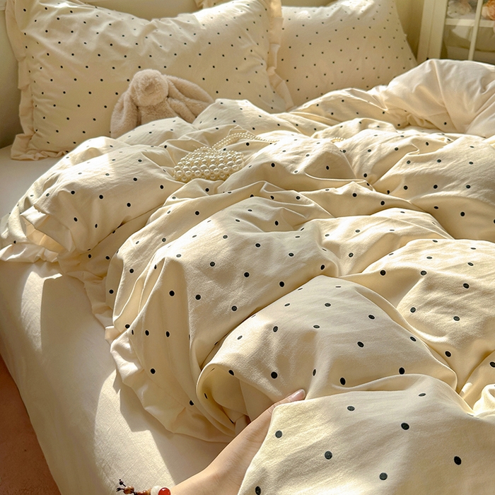 91家纺网 家纺一手货源 找家纺 冕悠家纺 2025新款少女心加厚超柔皱皱小花边水洗棉四件套（加微信提供买家秀 ） 公主-米点