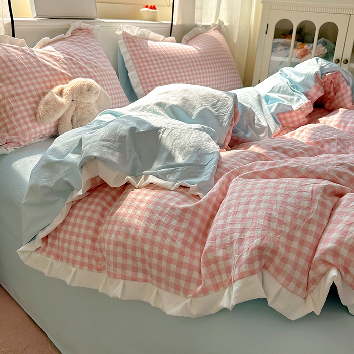 91家纺网 家纺一手货源 找家纺 冕悠家纺 2025新款少女心加厚超柔皱皱小花边水洗棉四件套（加微信提供买家秀 ） 公主-粉格