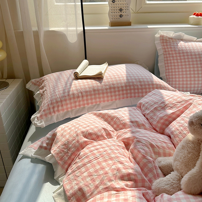 91家纺网 家纺一手货源 找家纺 冕悠家纺 2025新款少女心加厚超柔皱皱小花边水洗棉四件套（加微信提供买家秀 ） 公主-粉格