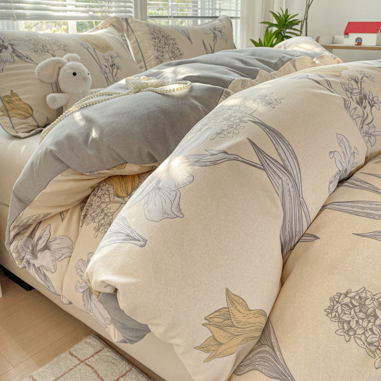 91家纺网 家纺一手货源 找家纺 纽缦家纺 2025新款全棉纯棉磨毛印花单被套 被套单件 且听风铃灰