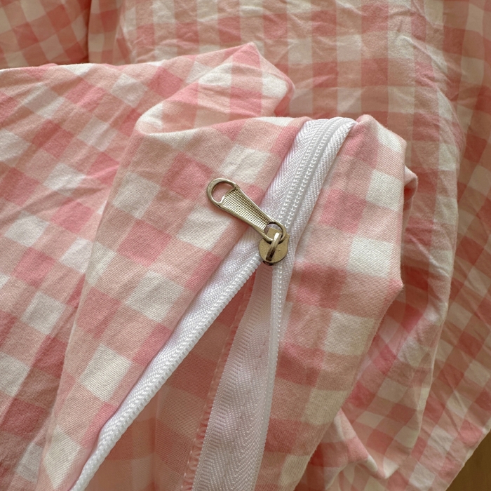 91家纺网 家纺一手货源 找家纺 冕悠家纺 2025新款少女心超柔加厚混搭格子水洗棉四件套（加微信提供买家秀 ） 粉格+米点