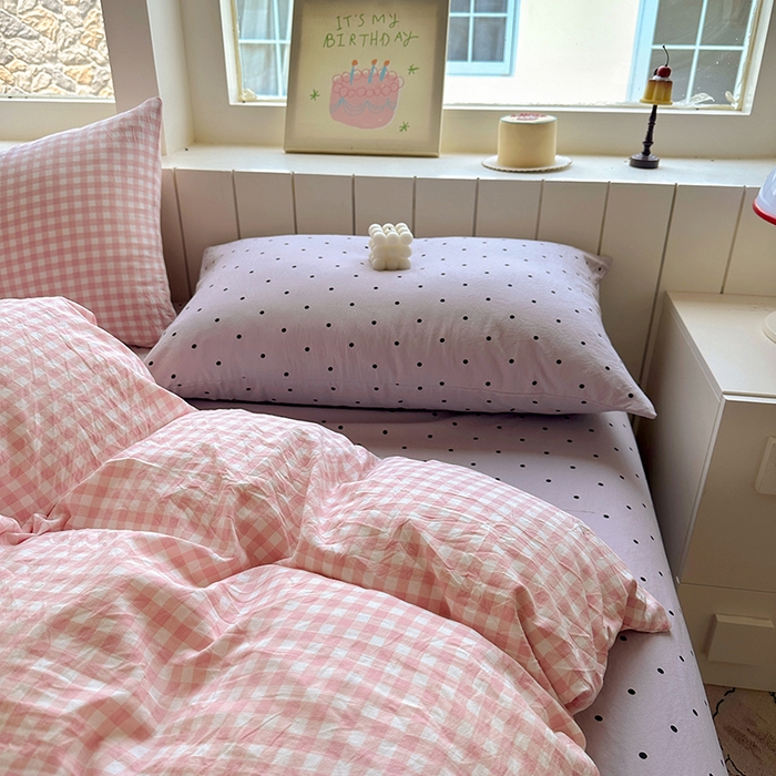 91家纺网 家纺一手货源 找家纺 冕悠家纺 2025新款少女心超柔加厚混搭格子水洗棉四件套（加微信提供买家秀 ） 粉格+紫点