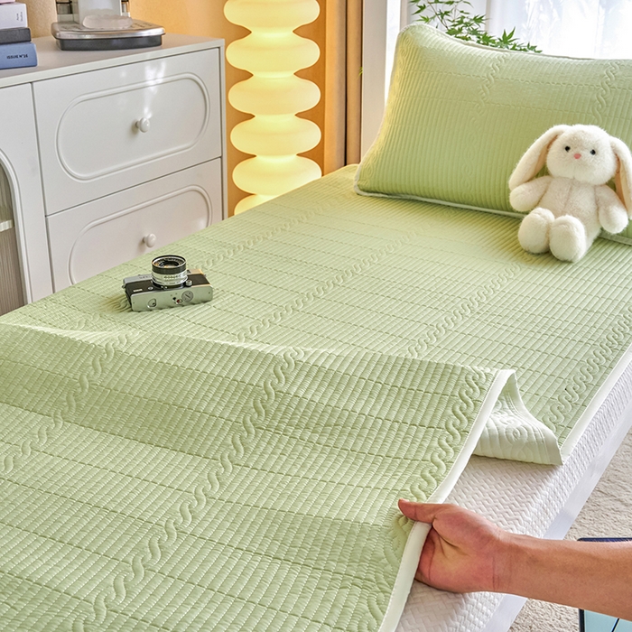 91家纺网 家纺一手货源 找家纺 （总）X猫先生 2025新款全棉学生床盖纯色夹棉床单床护垫少女风撞色-糖果系列