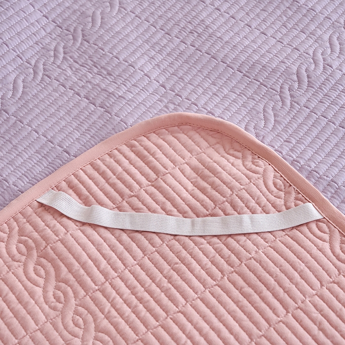 91家纺网 家纺一手货源 找家纺 X猫先生 2025新款全棉学生床盖纯色夹棉床单床护垫少女风撞色-糖果系列 糖果-丁香紫